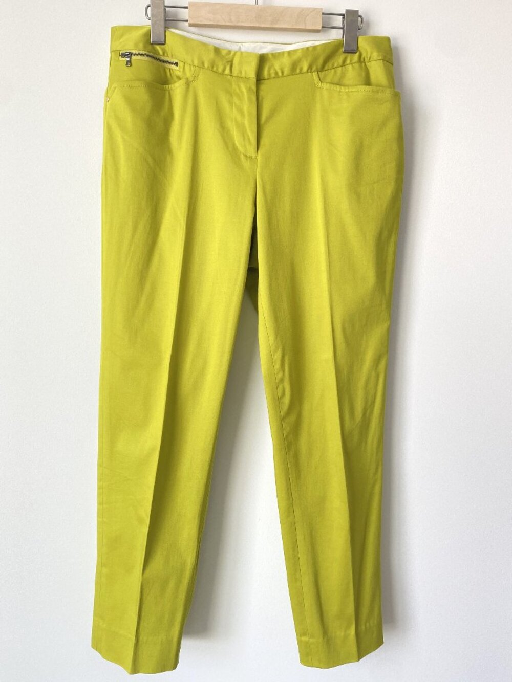 Jones New York Womens Slim Leg Pull On Pants Size 6 Lime Green Funky Sunlight